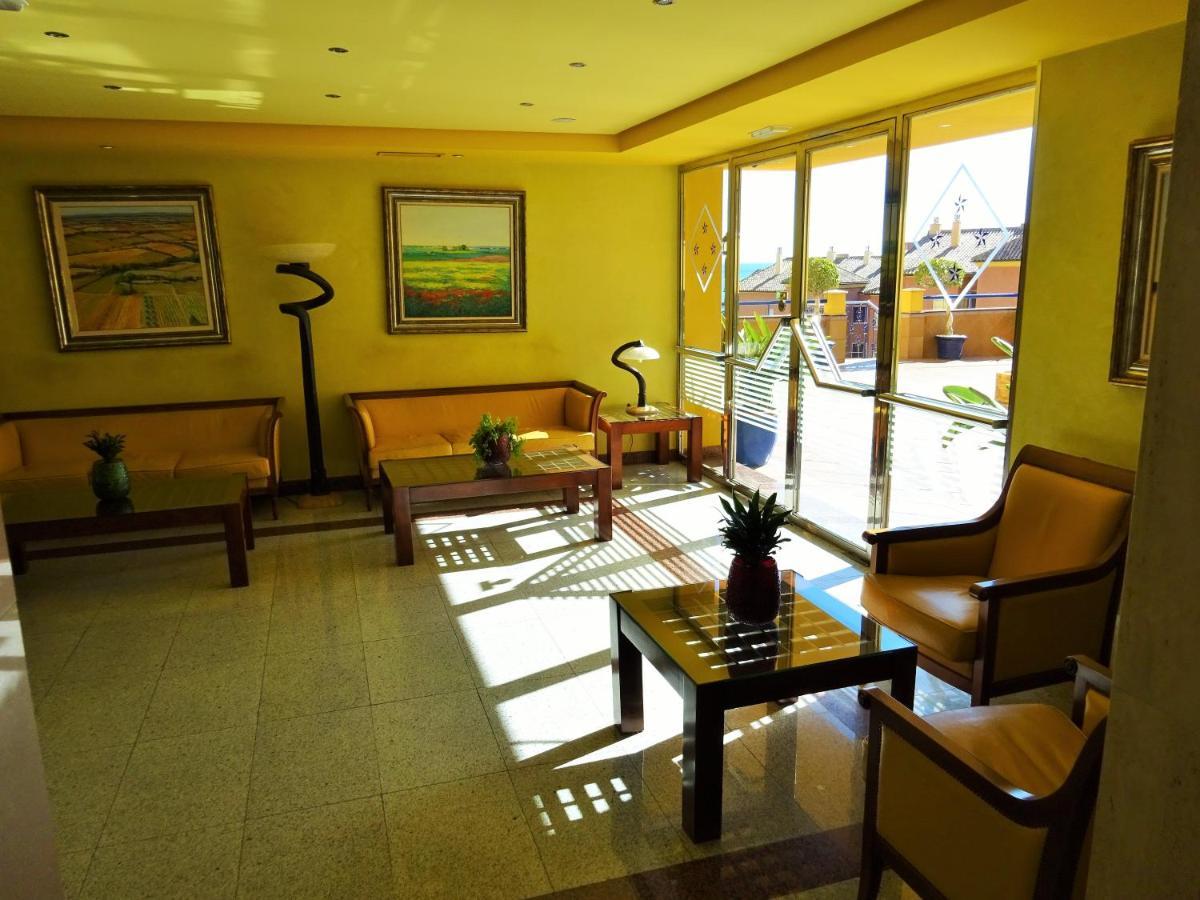 Hotel Vistamar Benalmadena Bagian luar foto
