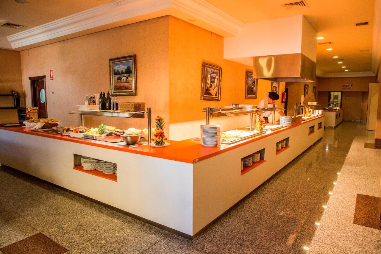 Hotel Vistamar Benalmadena Bagian luar foto