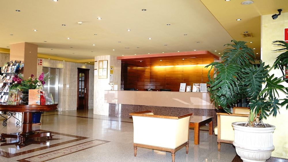 Hotel Vistamar Benalmadena Bagian luar foto