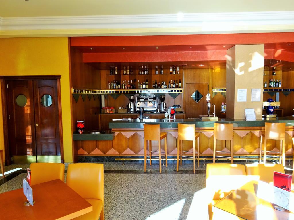 Hotel Vistamar Benalmadena Bagian luar foto